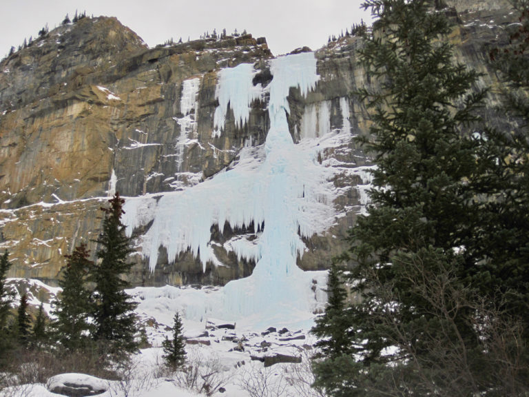 Curtain Call ice climbing route near Jasper