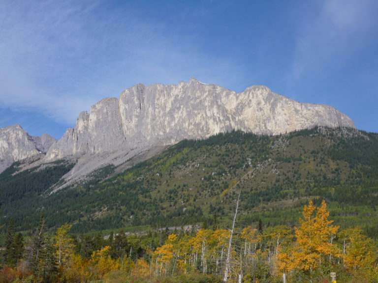 Mount Yamnuska, the Rockies premier multipitch rock climbing